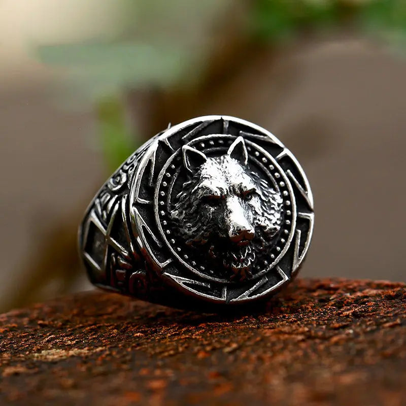 Nordic Wolf Head Signet Stainless Steel Ring VRAFI