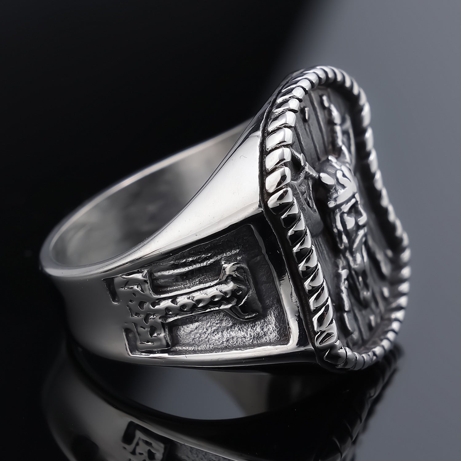 Textura De Flor Con Anillo De Acero Inoxidable Esmaltado