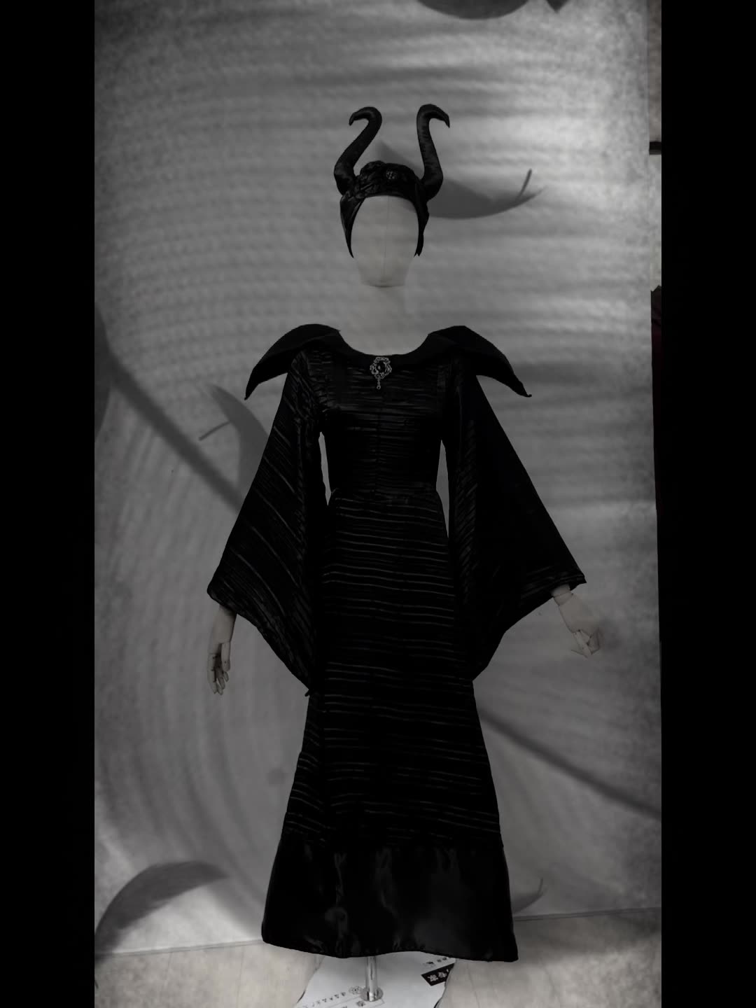 Dark witch cosplay costume