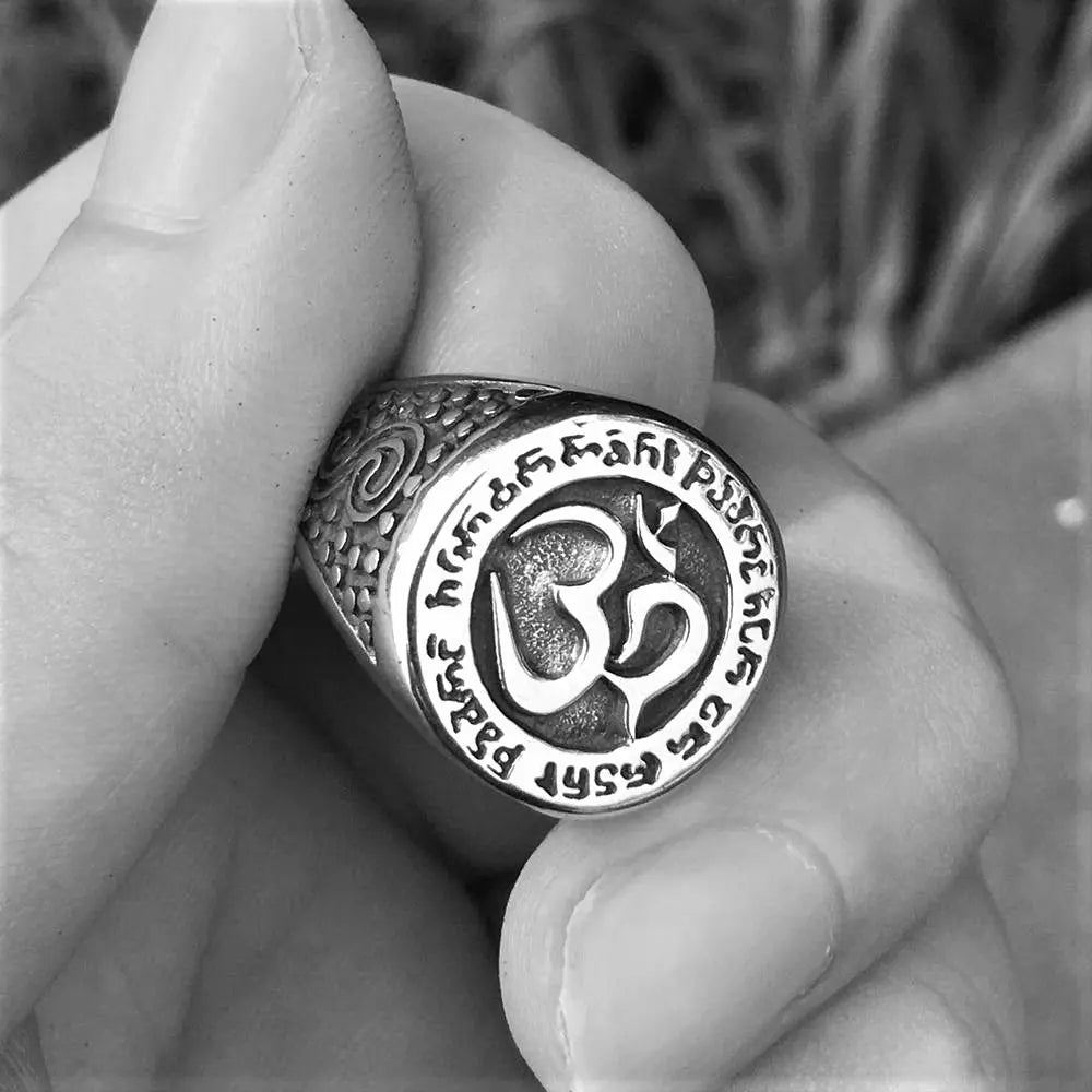 Om Aum Yoga Buddhist Meditation Amulet Ring - Vrafi Jewelry