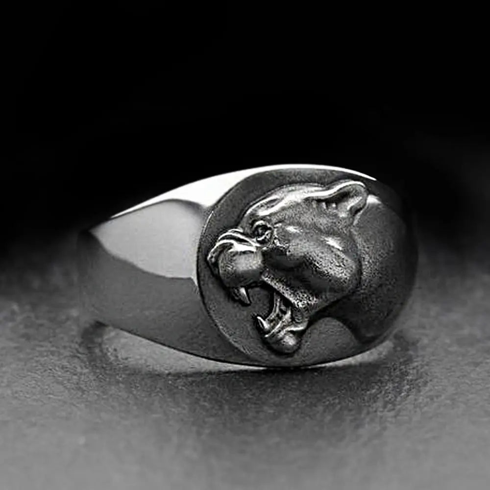 Panther Signet Ring - Vrafi Jewelry