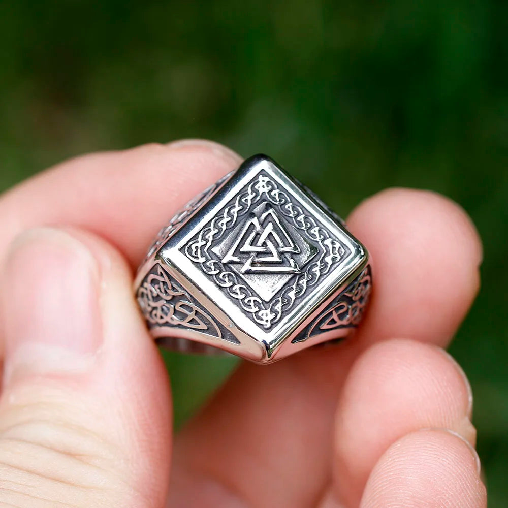 Punk Viking Valknut Amulet Ring