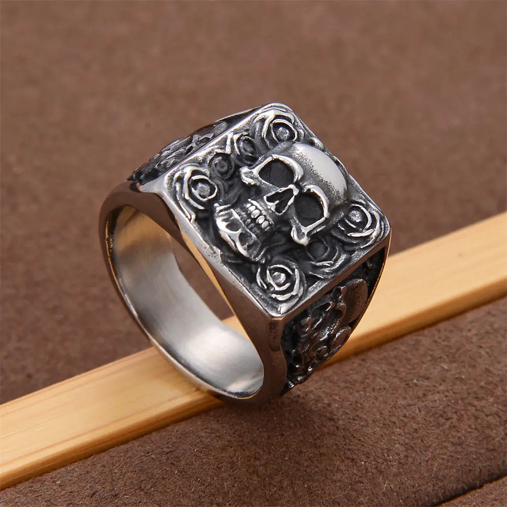 Rosette Skull Stainless Steel Ring VRAFI