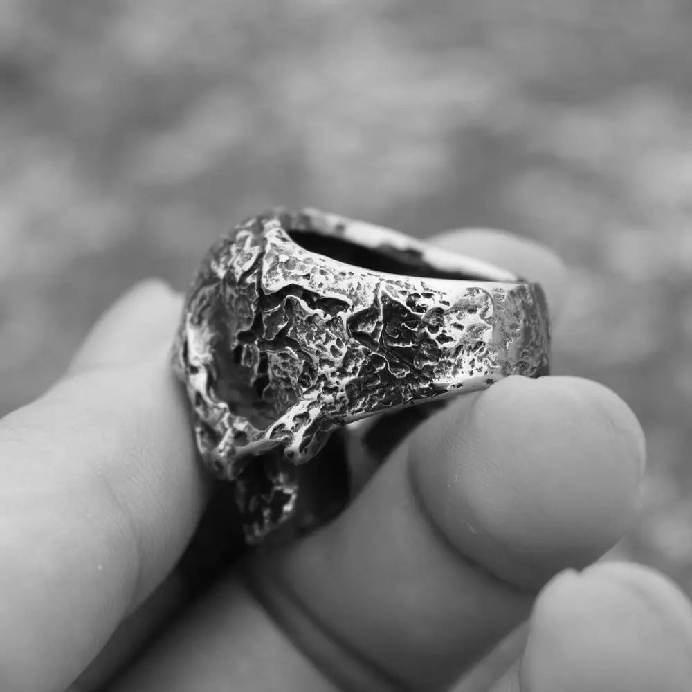 Rugged Skull Stainless Steel Ring - Vrafi Jewelry