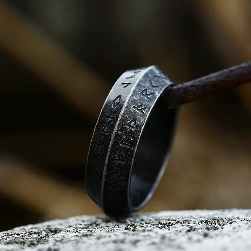Runes Engraved Rhombus Style Ring Band VRAFI