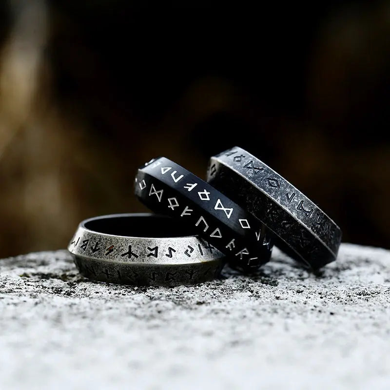 Runes Engraved Rhombus Style Ring Band VRAFI