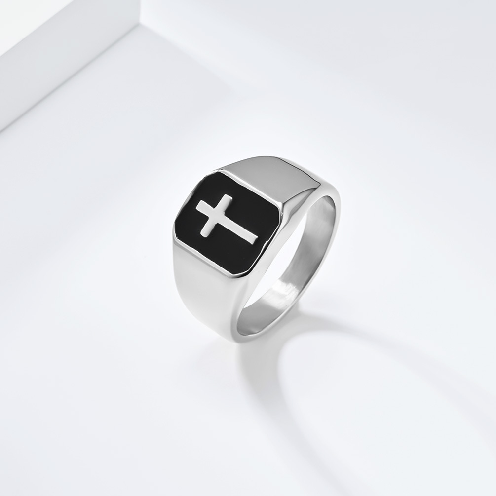 Simple Cross Glossy Finish Ring