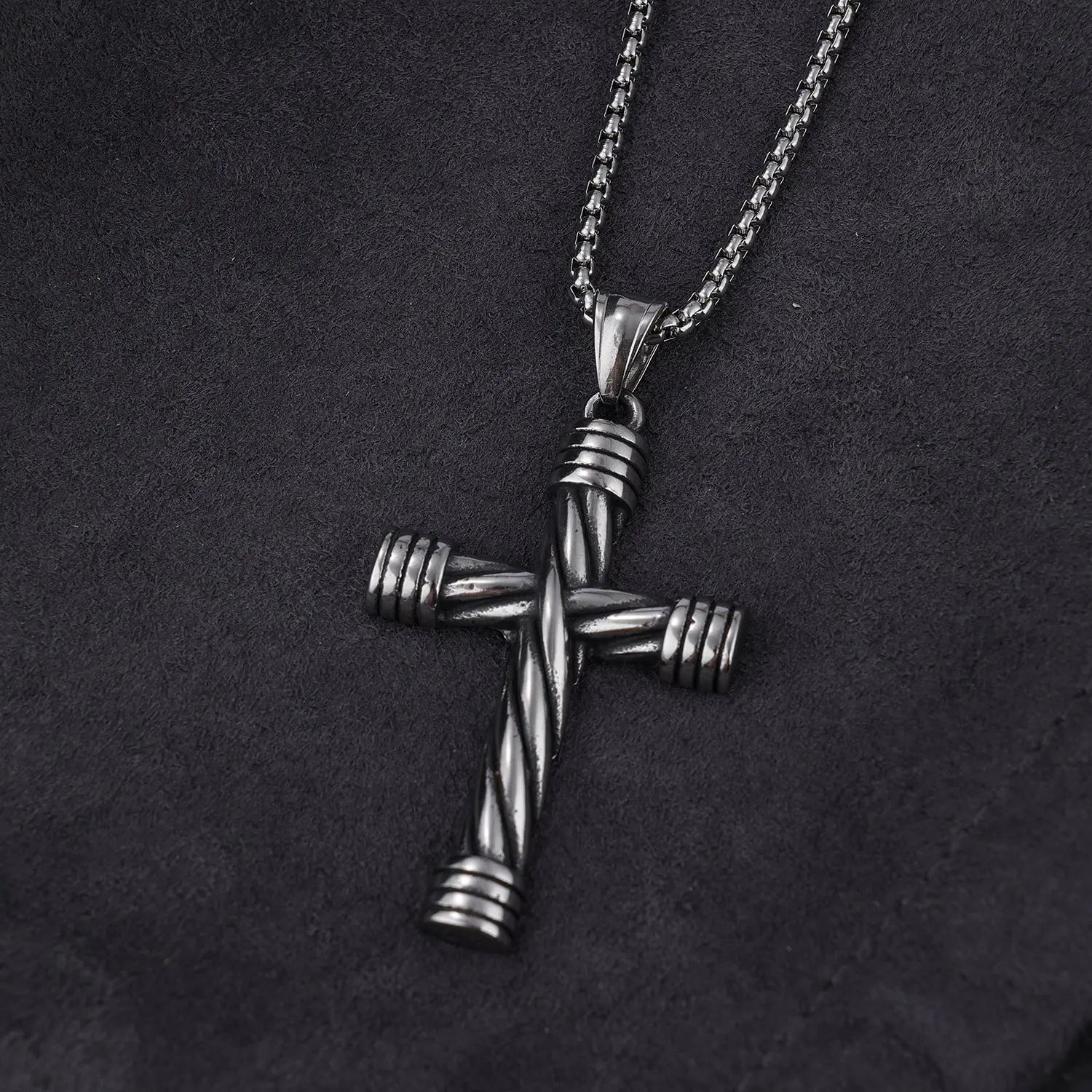 Vintage Cross Stainless Steel Thread Pendant VRAFI