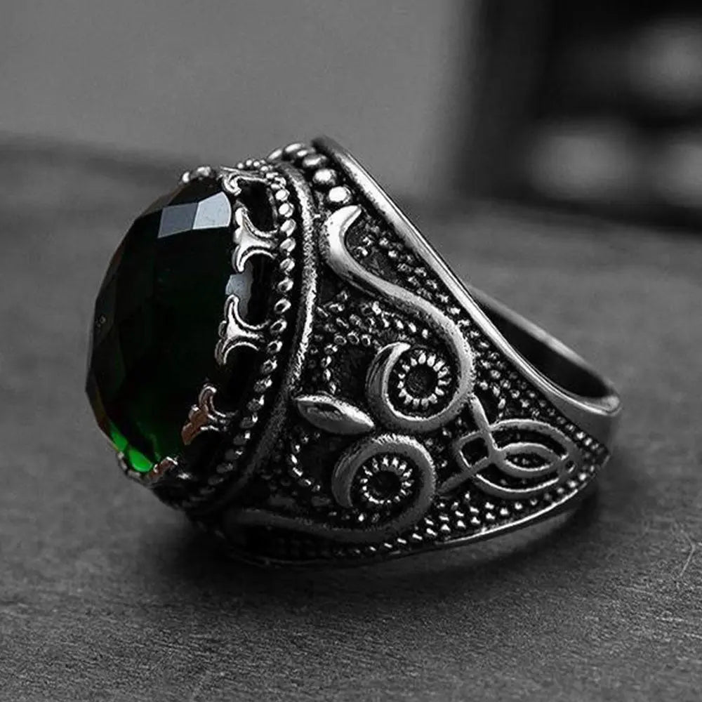 Vintage Palace Emerald Ring VRAFI