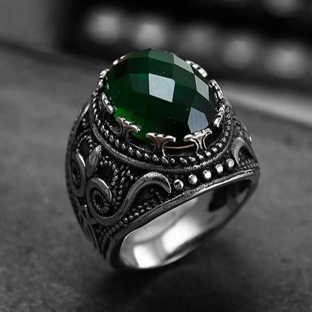 Vintage Palace Emerald Ring VRAFI