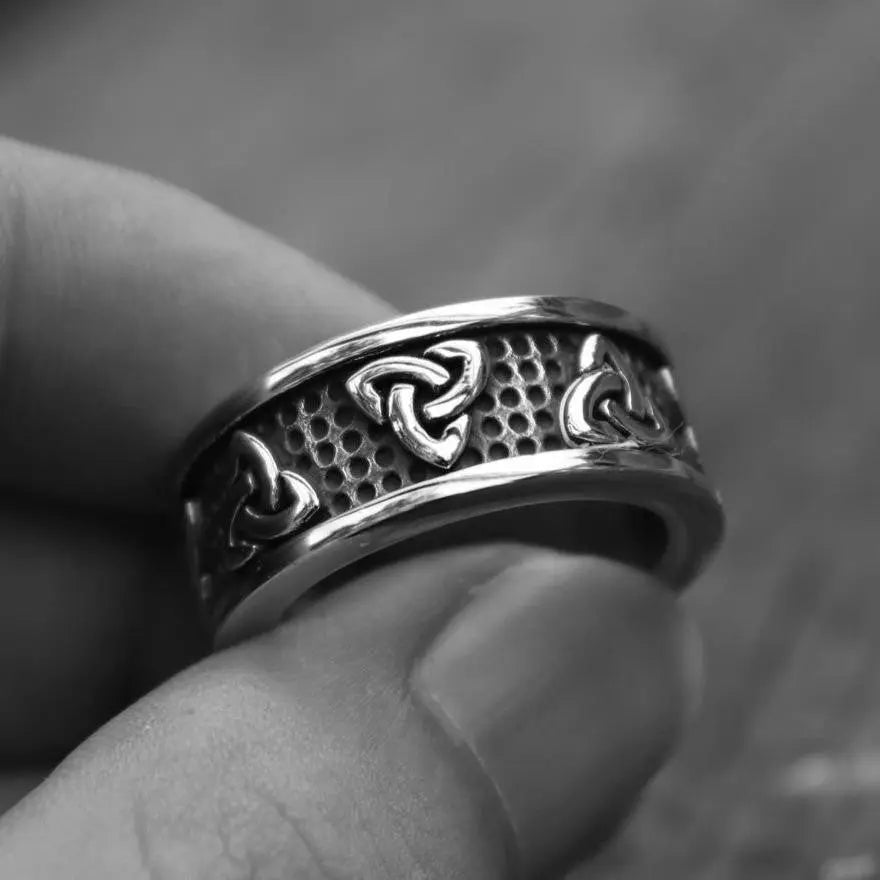 Warrior Triquetra Stainless Steel Ring - Vrafi Jewelry