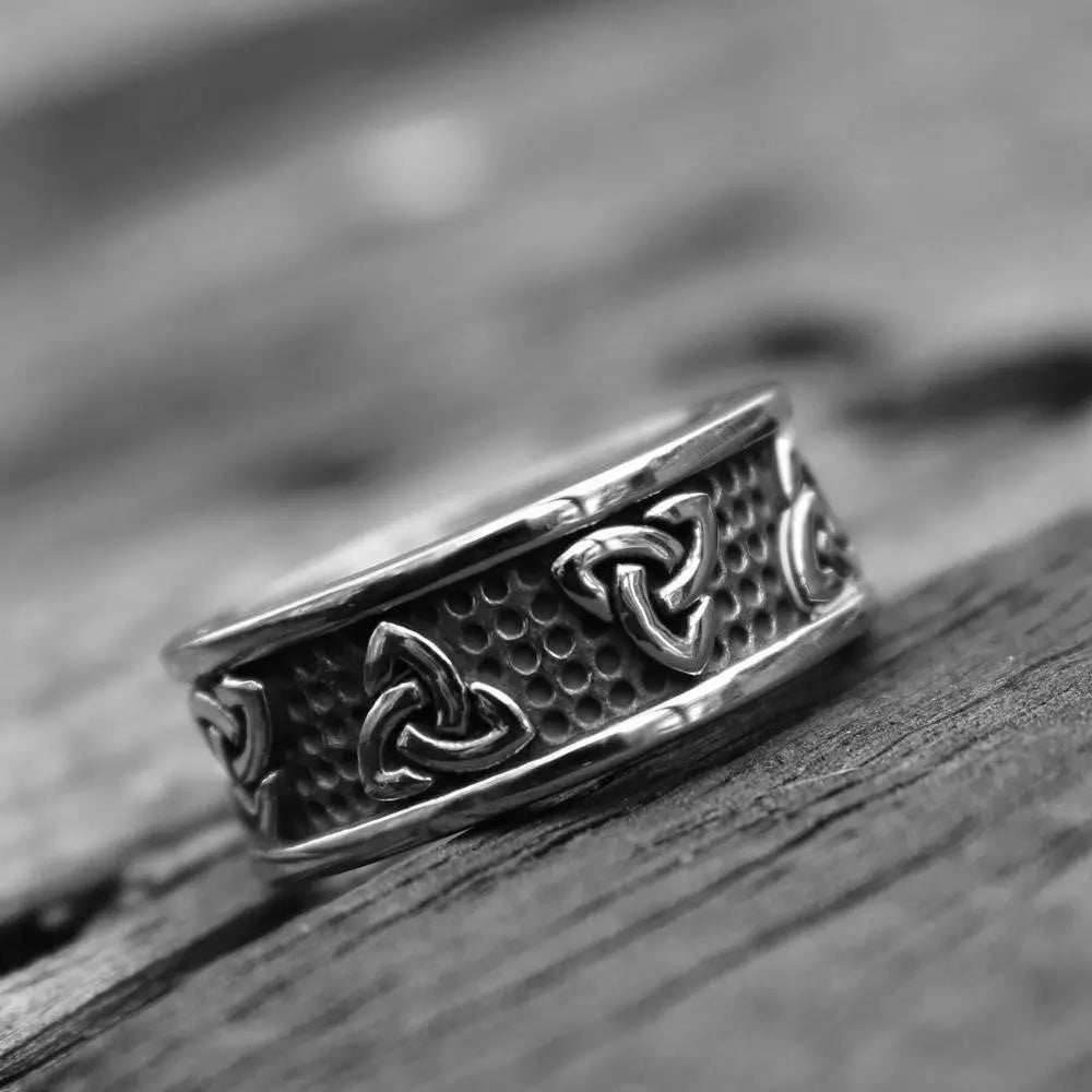 Warrior Triquetra Stainless Steel Ring - Vrafi Jewelry