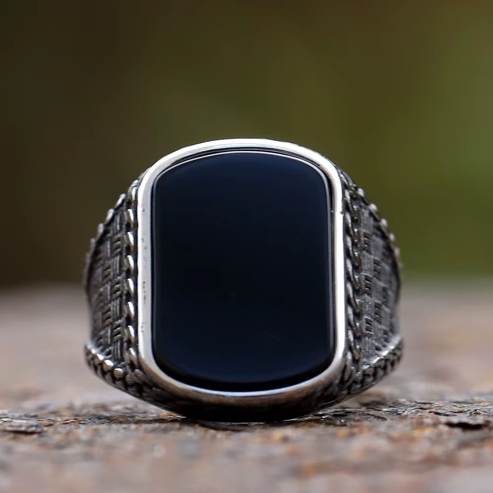 Woven‑Pattern Onyx Inlaid Stainless Steel Ring