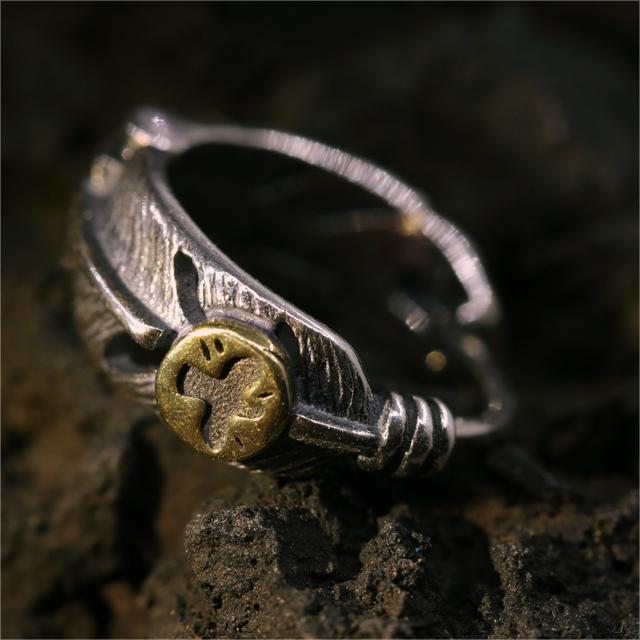 Cross Hunting Street Stud Earrings - Vrafi Jewelry 
