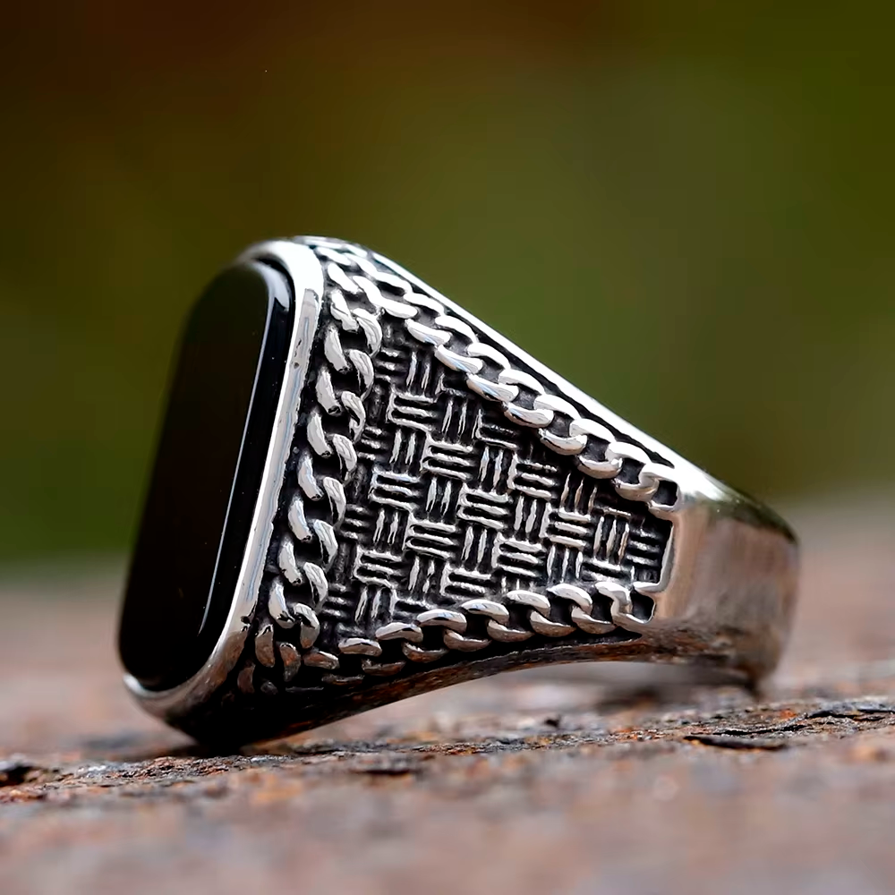 Woven‑Pattern Onyx Inlaid Stainless Steel Ring